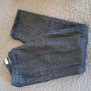 Hudson low-rise, ankle length skinny straight